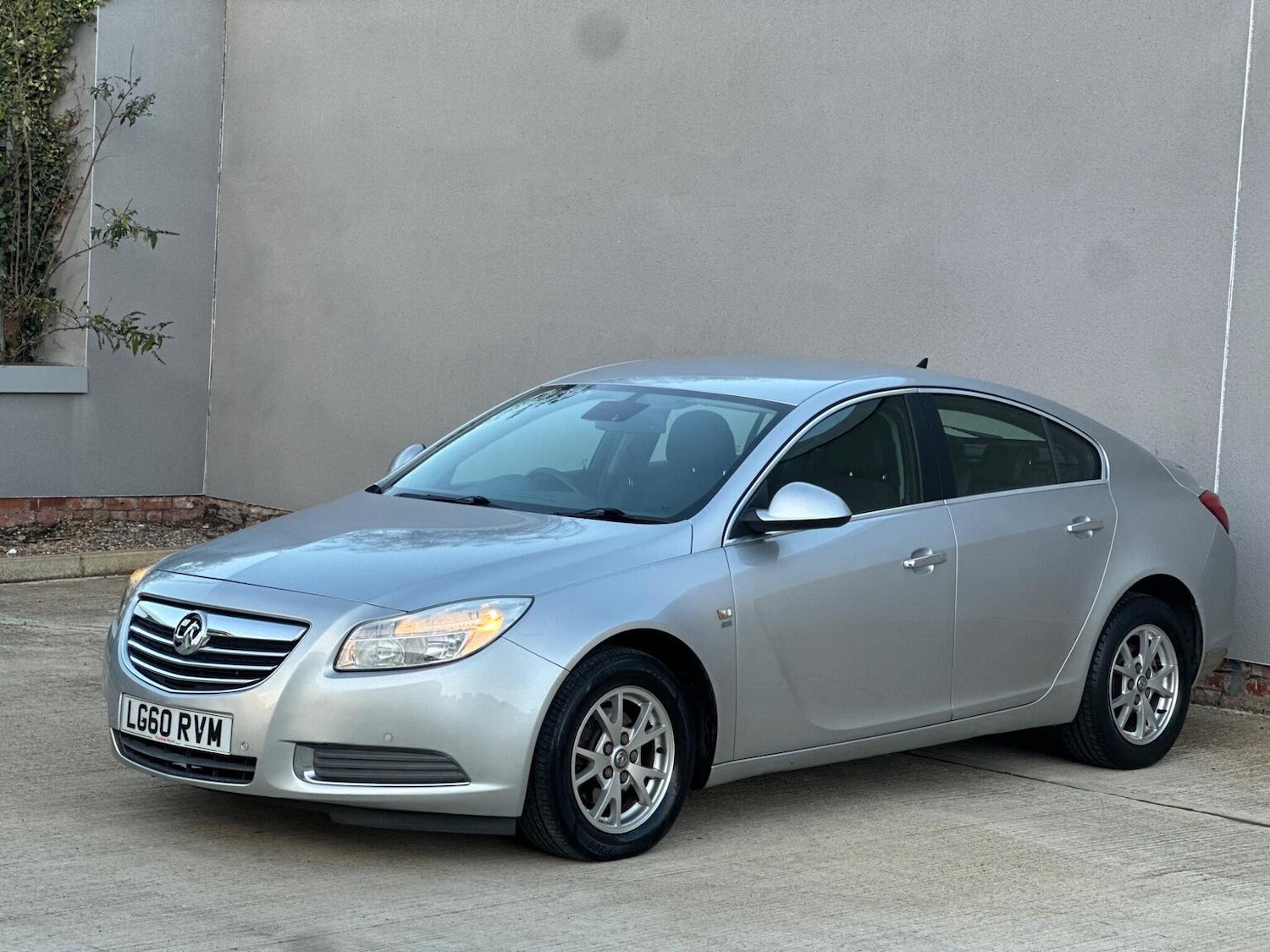 Used Vauxhall Insignia 2010 for sale - 77688979: Photo 78