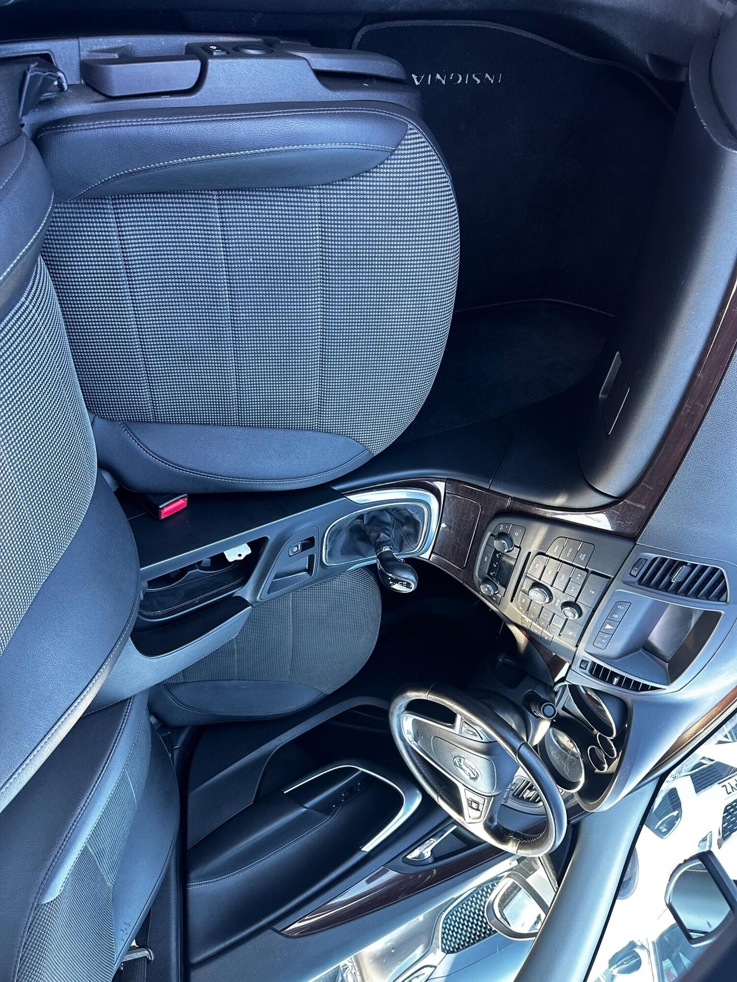 Used Vauxhall Insignia 2010 for sale - 77688979: Photo 84