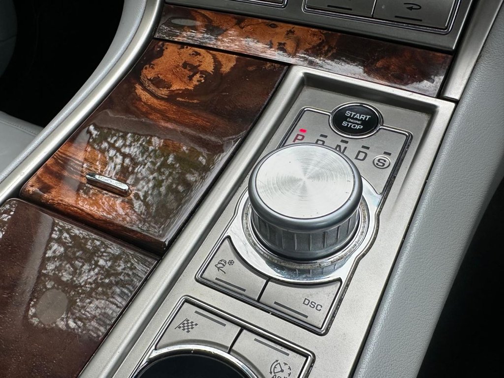 Used Jaguar XF 2011 for sale - 78110459: Photo 16