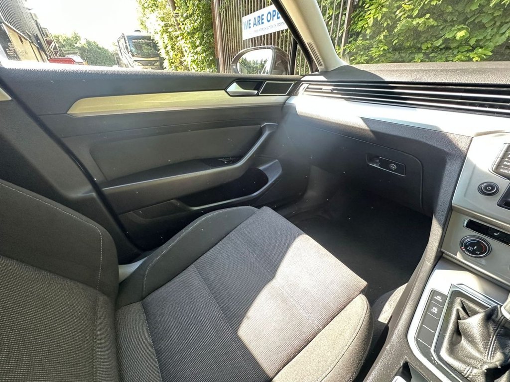 Used Volkswagen Passat 2016 for sale - 77533846: Photo 25