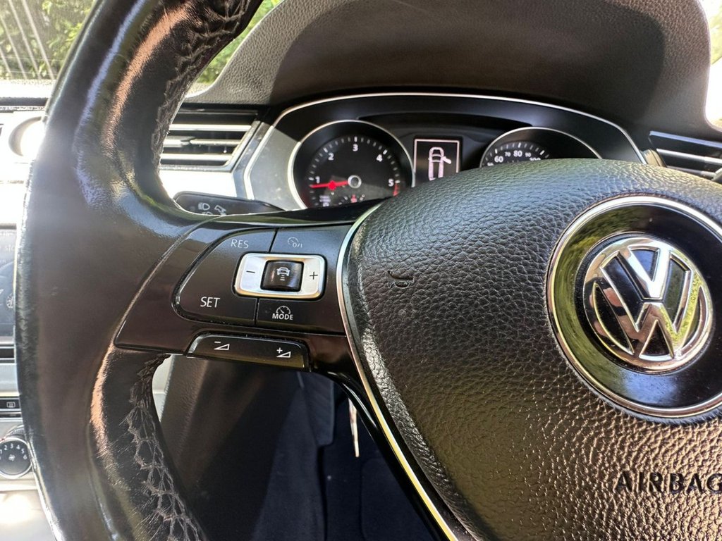 Used Volkswagen Passat 2016 for sale - 77533846: Photo 28