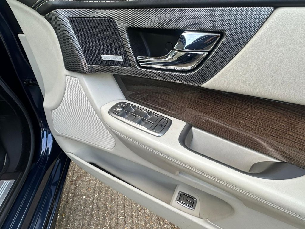 Used Jaguar XF 2009 for sale - 77748079: Photo 35