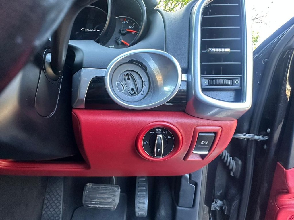 Used Porsche Cayenne 2017 for sale - 78145172: Photo 36