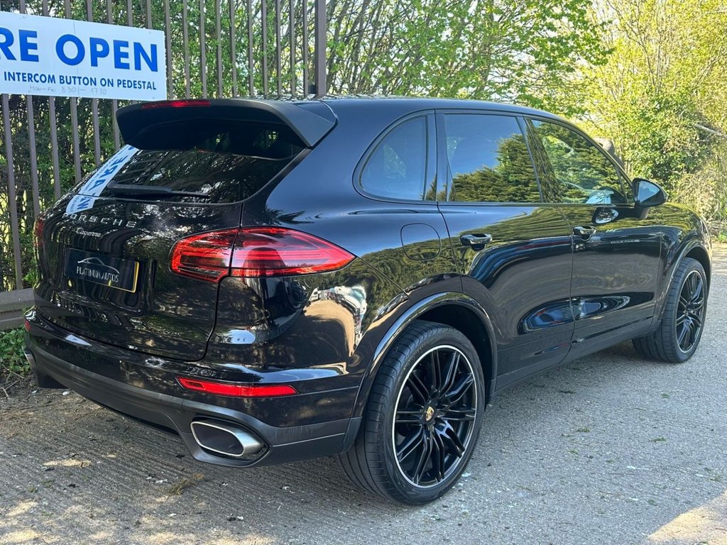 Used Porsche Cayenne 2017 for sale - 78145172: Photo 7