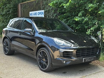 Used Porsche Cayenne 2017 for sale - 79659337: Photo