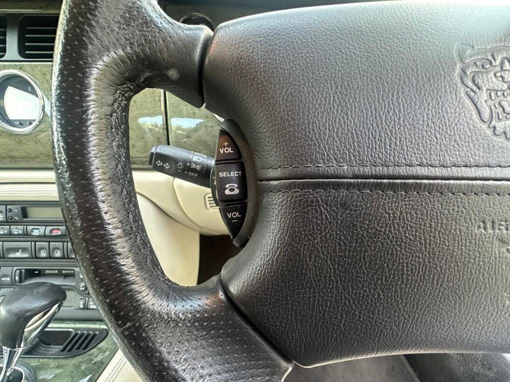 Used Jaguar XK8 2005 for sale - 77534115: Photo 31