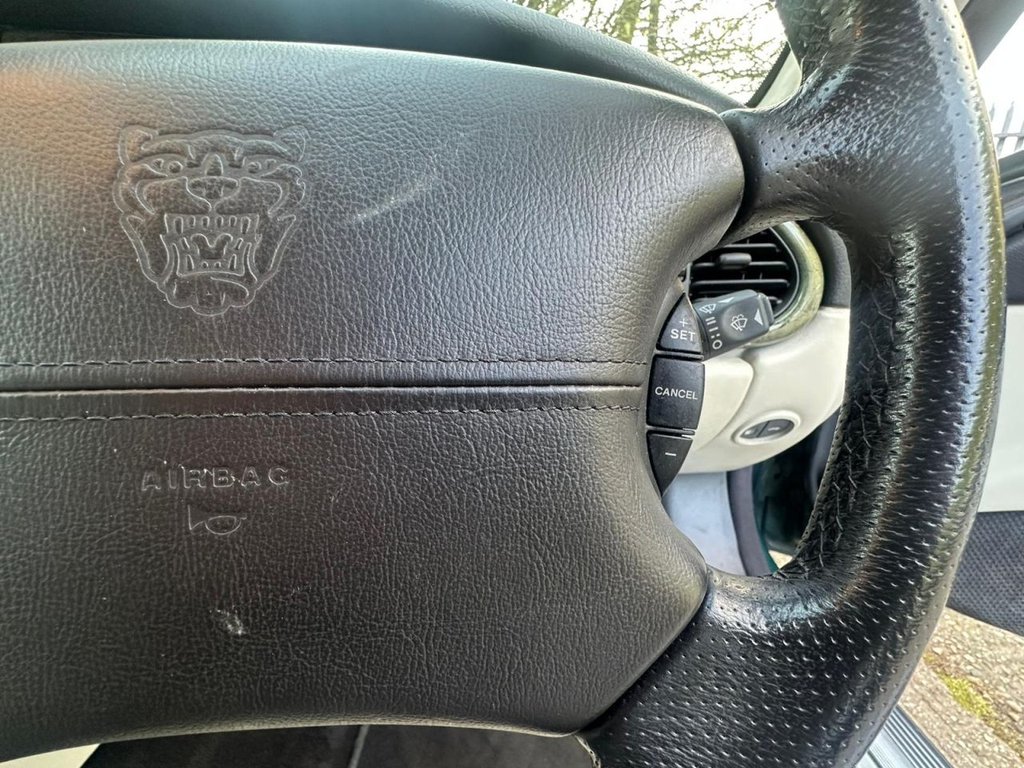 Used Jaguar XK8 2005 for sale - 77534115: Photo 33