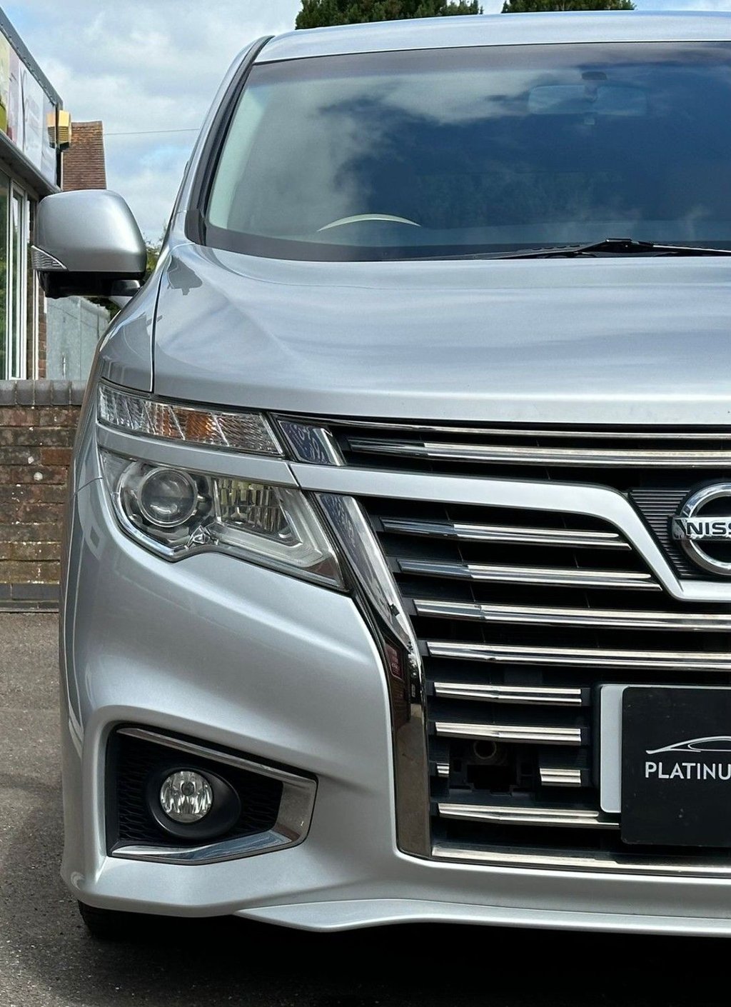 Used Nissan Elgrand 2022 for sale - 77534064: Photo 11