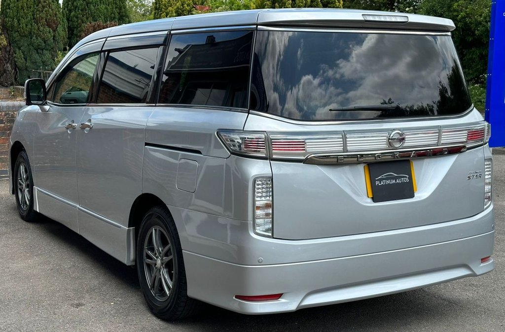 Used Nissan Elgrand 2022 for sale - 77534064: Photo 5