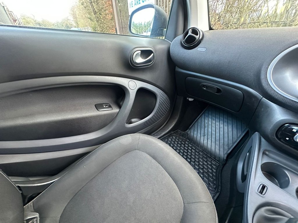 Used smart fortwo 2016 for sale - 77534329: Photo 24