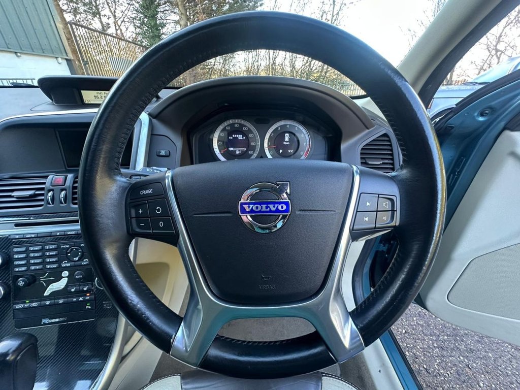 Used Volvo XC60 2022 for sale - 77533890: Photo 33