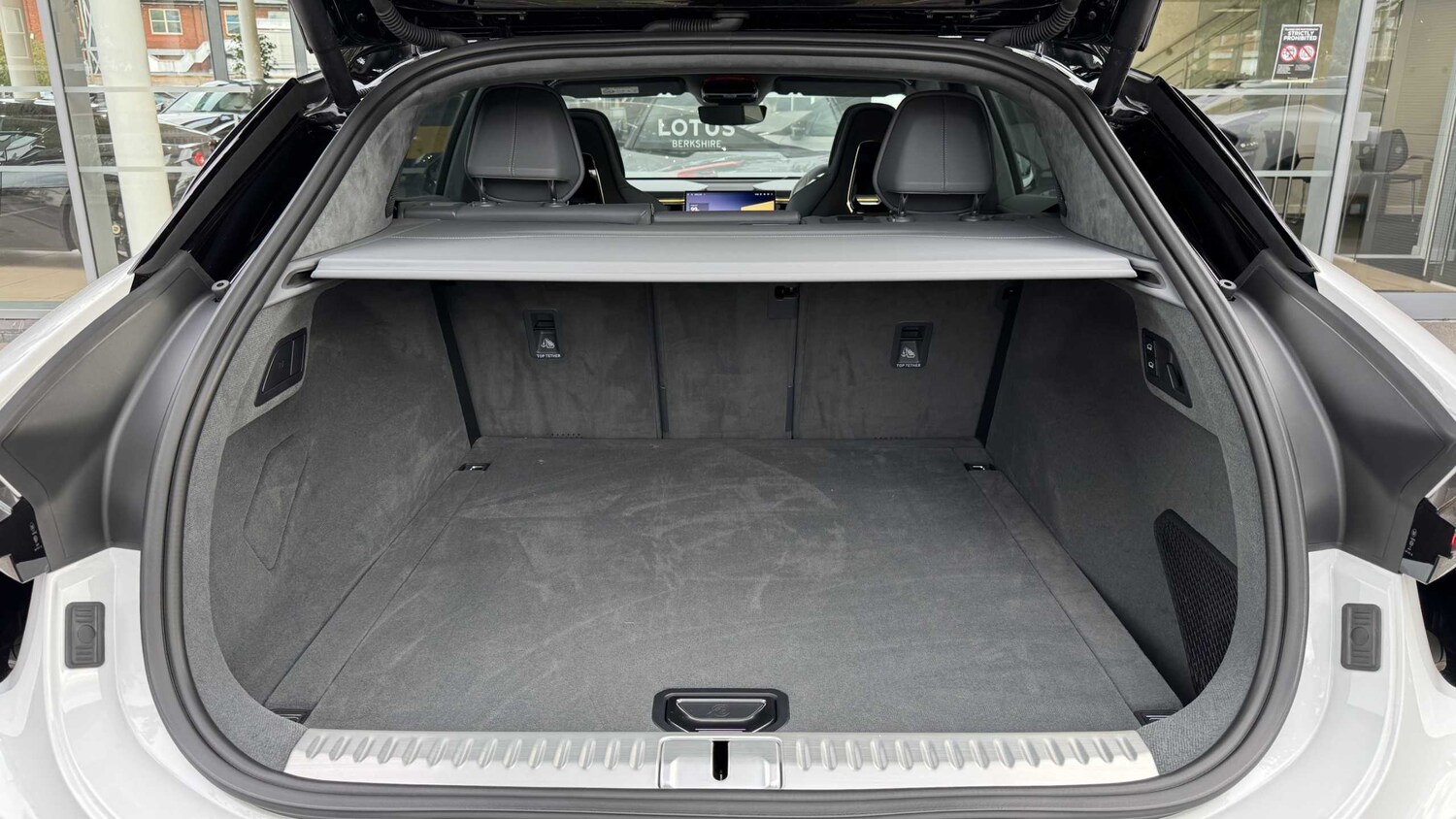 Used Lotus Eletre 2025 for sale - 75981216: Photo 28