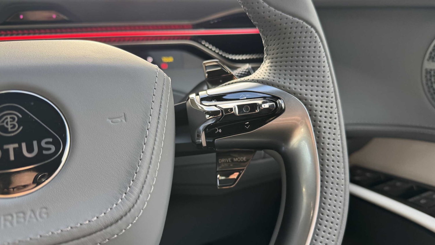 Used Lotus Eletre 2025 for sale - 76978823: Photo 19