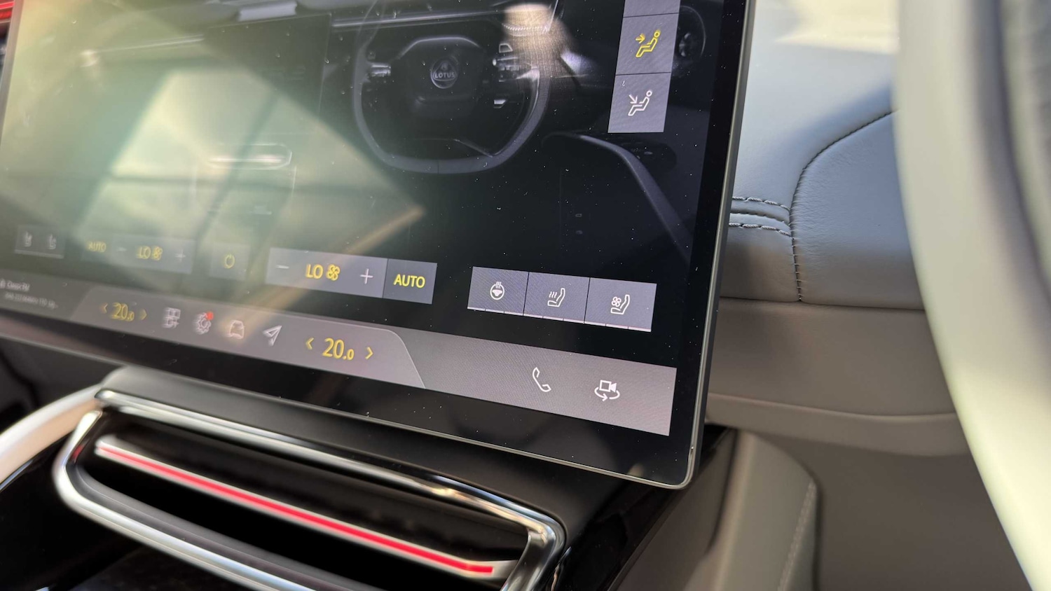 Used Lotus Eletre 2025 for sale - 76978823: Photo 24