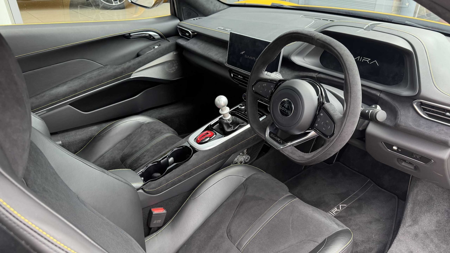 Used Lotus Emira 2025 for sale - 76373649: Photo 12