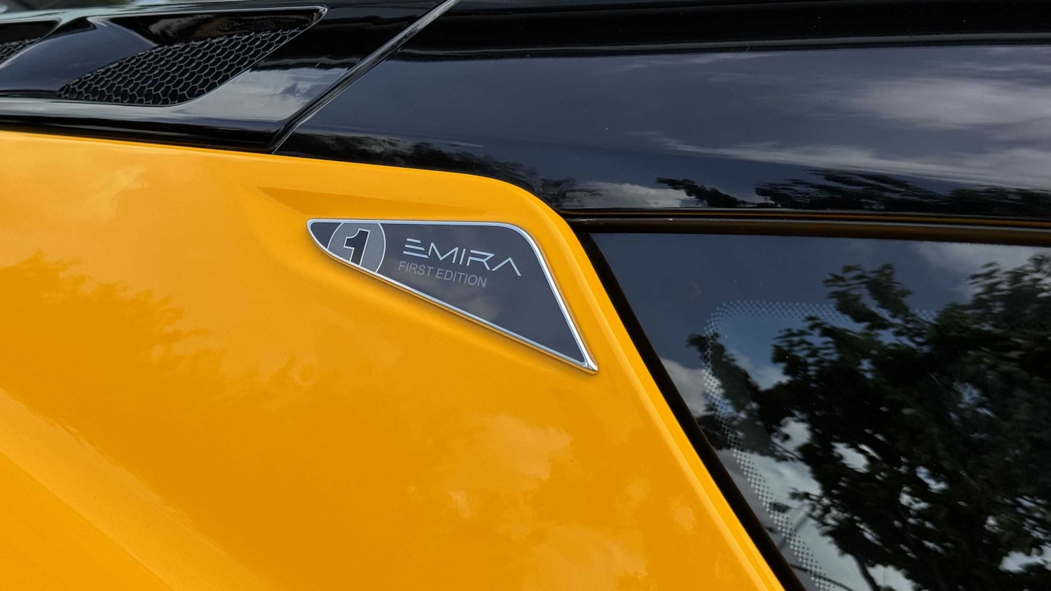Used Lotus Emira 2025 for sale - 76373649: Photo 18