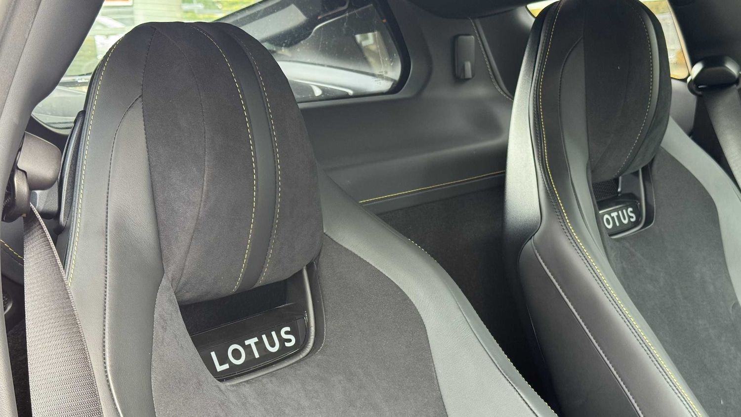 Used Lotus Emira 2025 for sale - 76373649: Photo 24