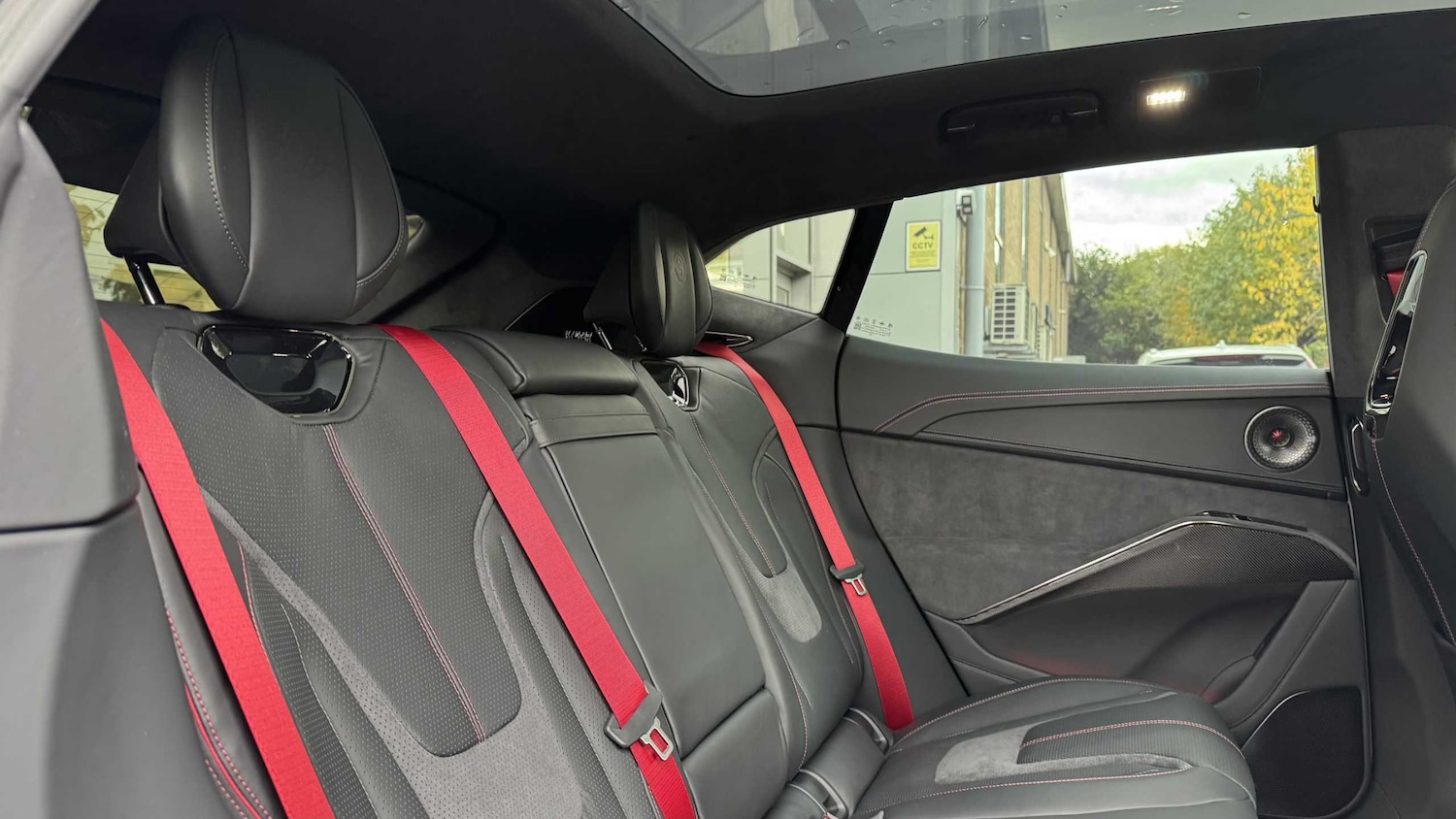 Used Lotus Eletre 2025 for sale - 76362691: Photo 23