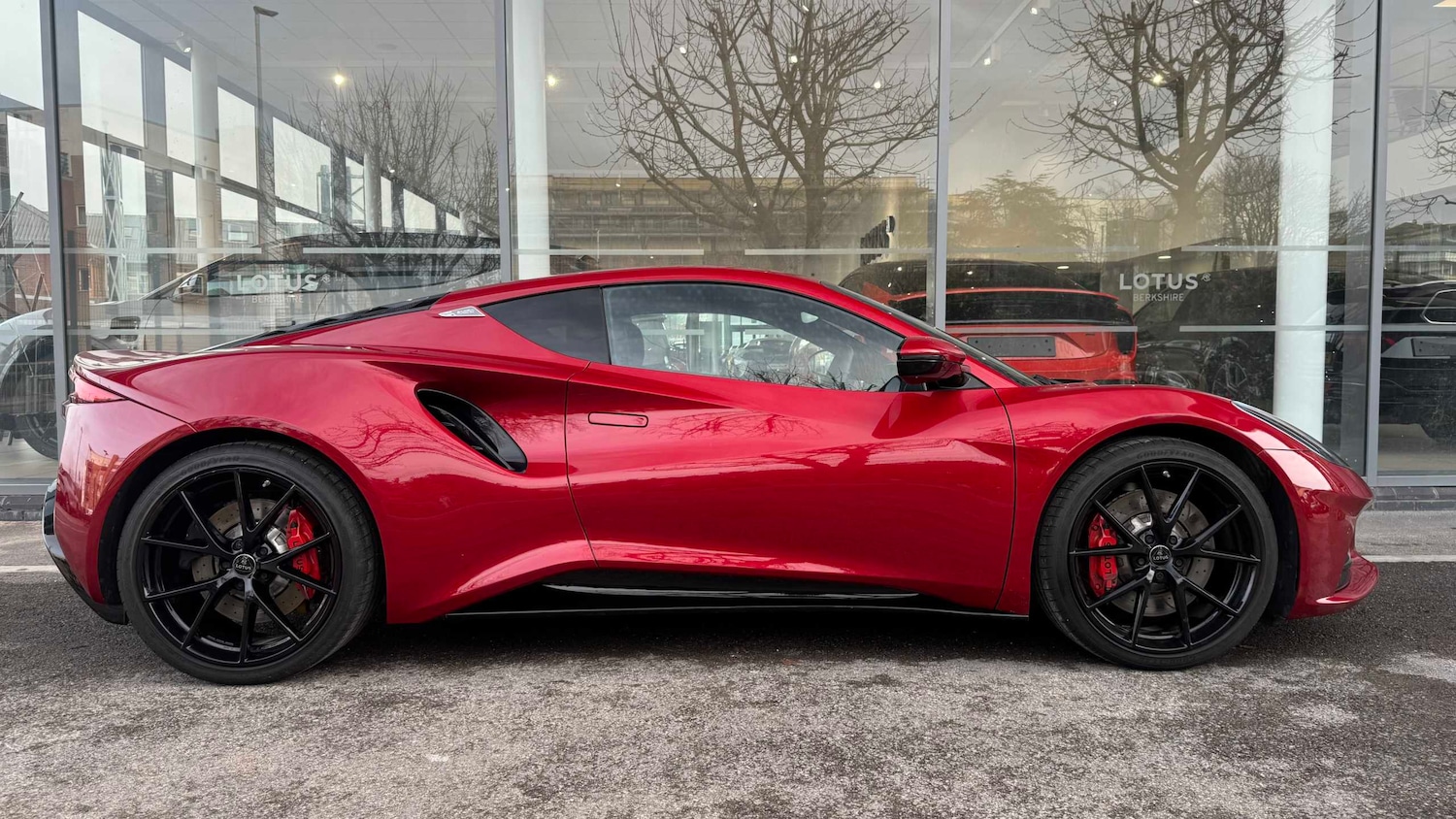 Used Lotus Emira 2025 for sale - 77333850: Photo 2