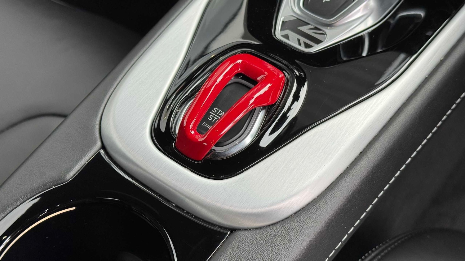 Used Lotus Emira 2025 for sale - 77333850: Photo 20