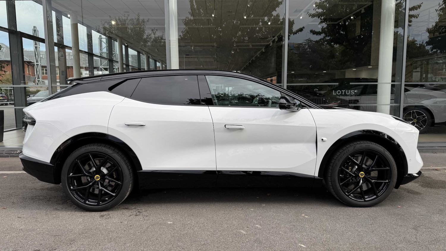 Used Lotus Eletre 2025 for sale - 77787130: Photo 2