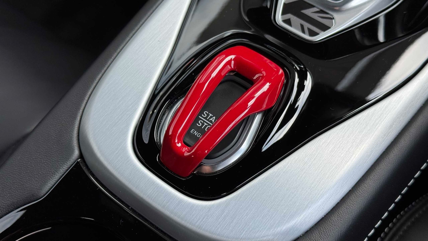 Used Lotus Emira 2025 for sale - 76842922: Photo 14