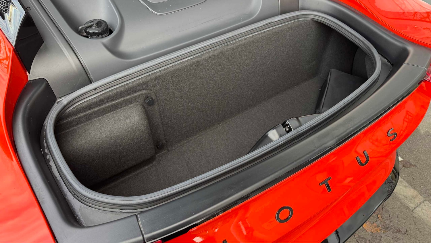 Used Lotus Emira 2025 for sale - 76842922: Photo 33