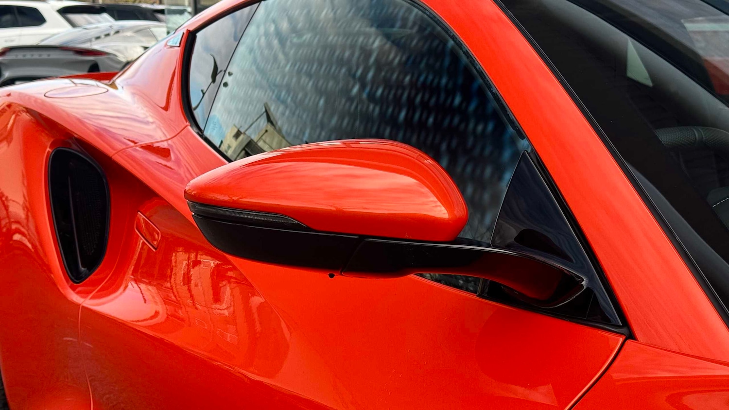 Used Lotus Emira 2025 for sale - 76842922: Photo 7