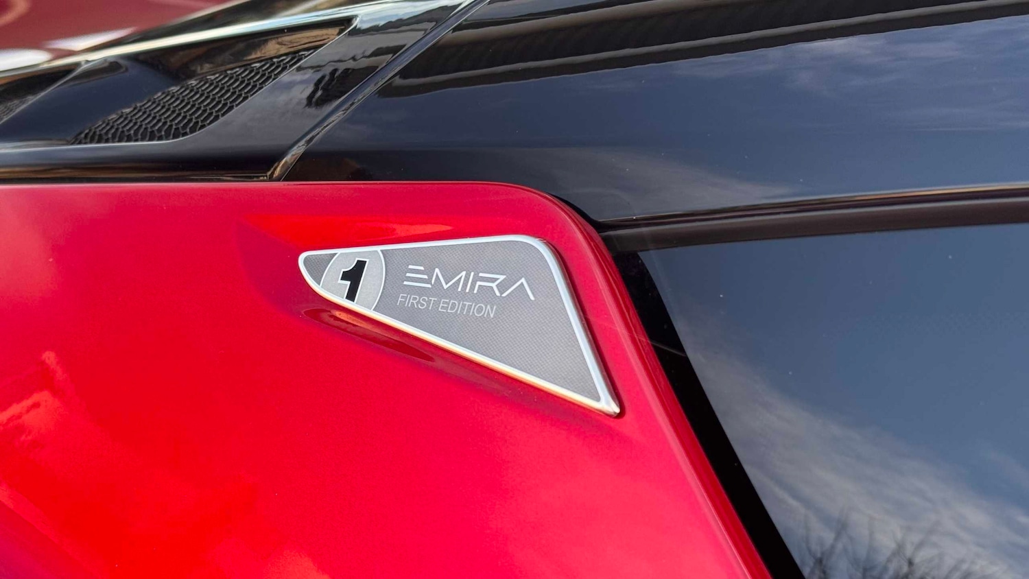 Used Lotus Emira 2024 for sale - 76842826: Photo 29