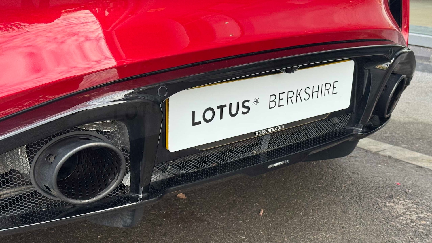 Used Lotus Emira 2024 for sale - 76842826: Photo 35