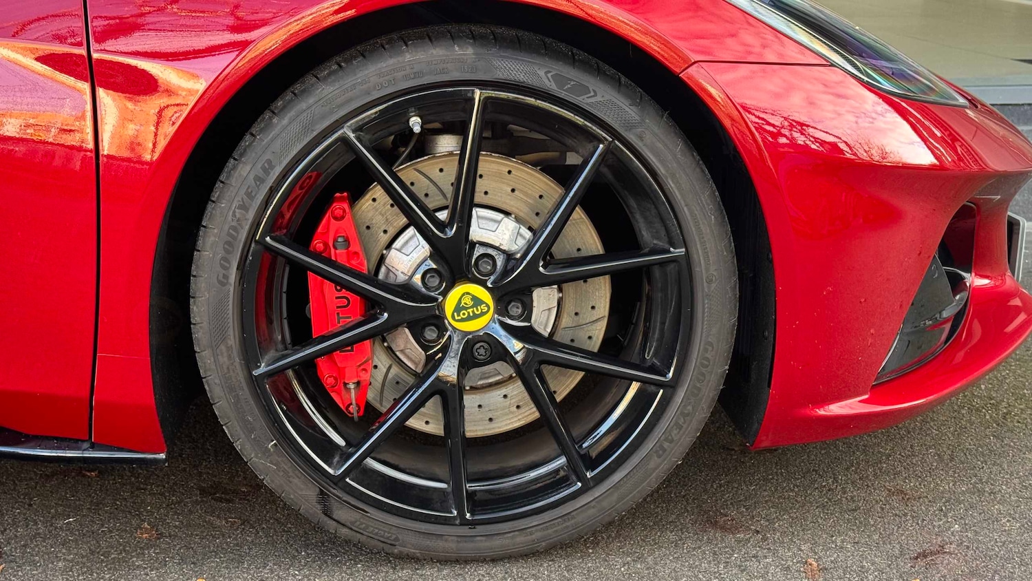 Used Lotus Emira 2024 for sale - 76842826: Photo 8