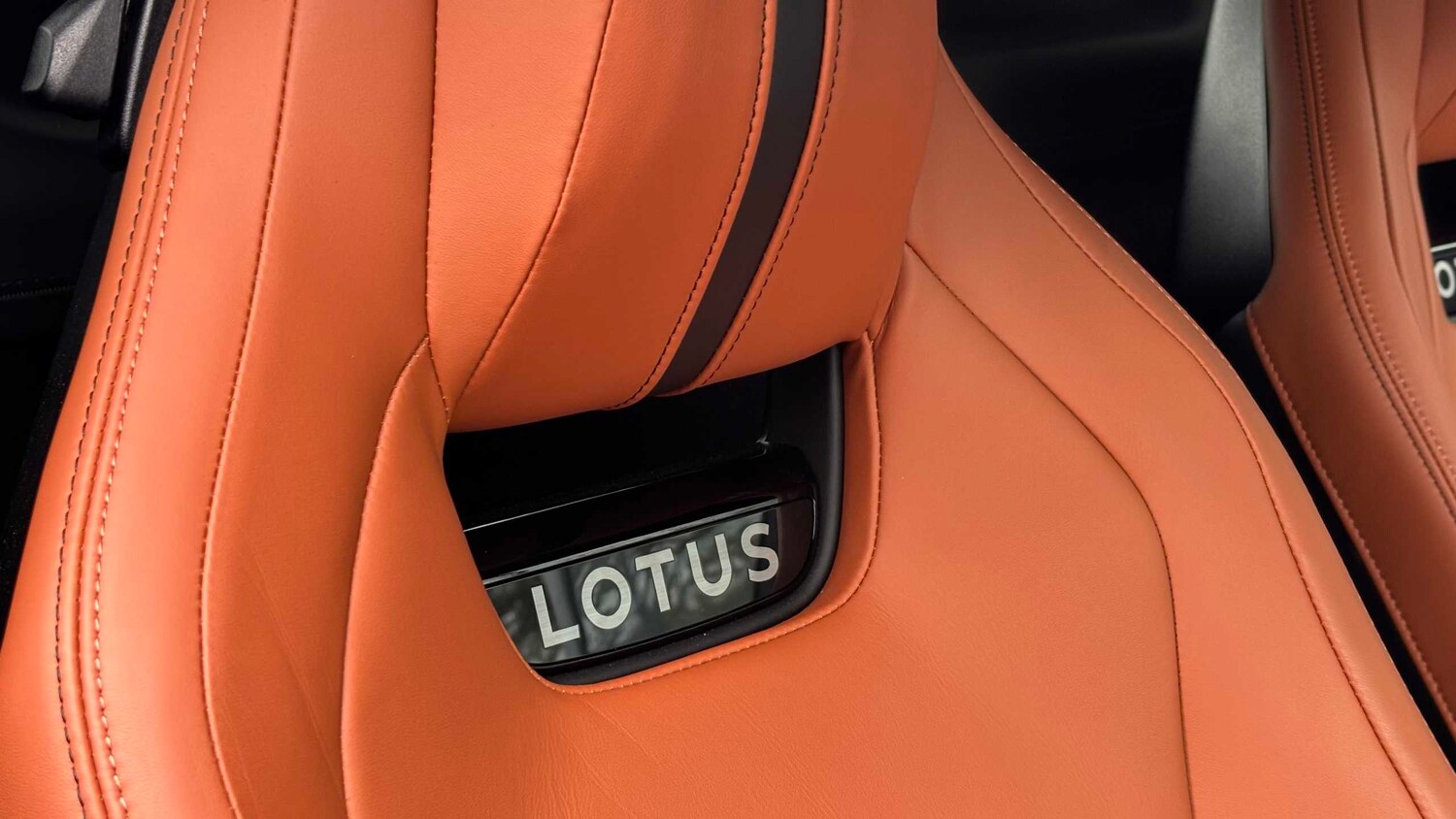 Used Lotus Emira 2025 for sale - 78208957: Photo 17