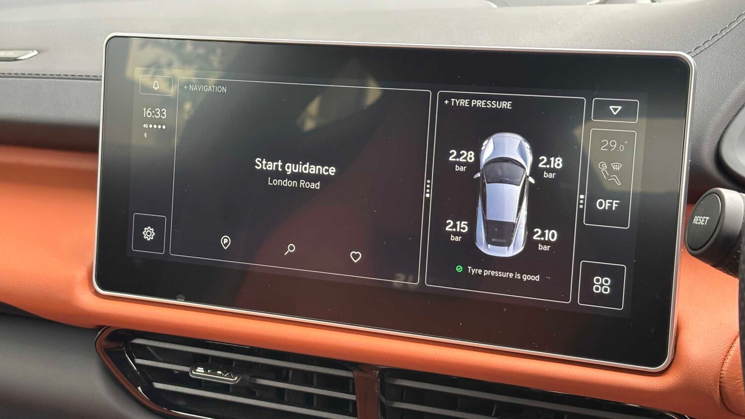 Used Lotus Emira 2025 for sale - 78208957: Photo 26