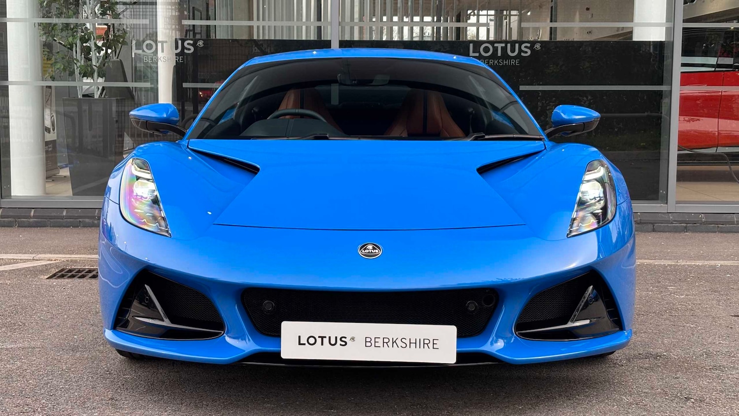 Used Lotus Emira 2025 for sale - 78208957: Photo 3