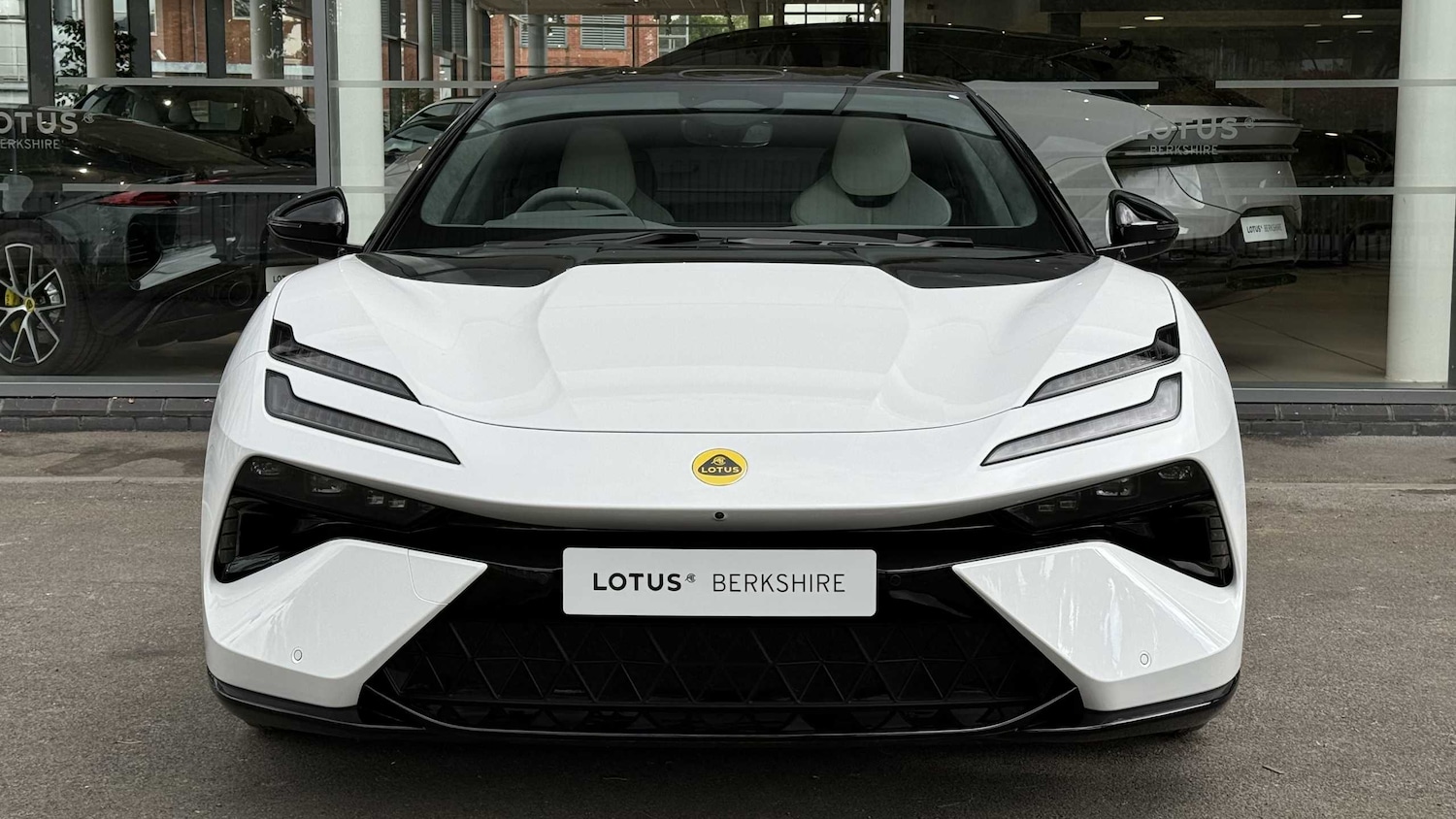 Used Lotus Emeya 2025 for sale - 75981223: Photo 2