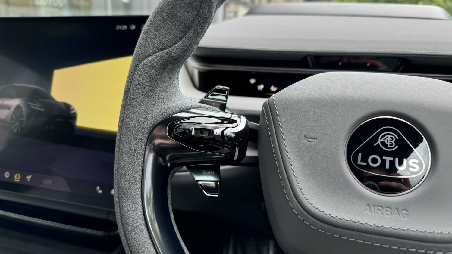 Used Lotus Emeya 2025 for sale - 75981223: Photo 24