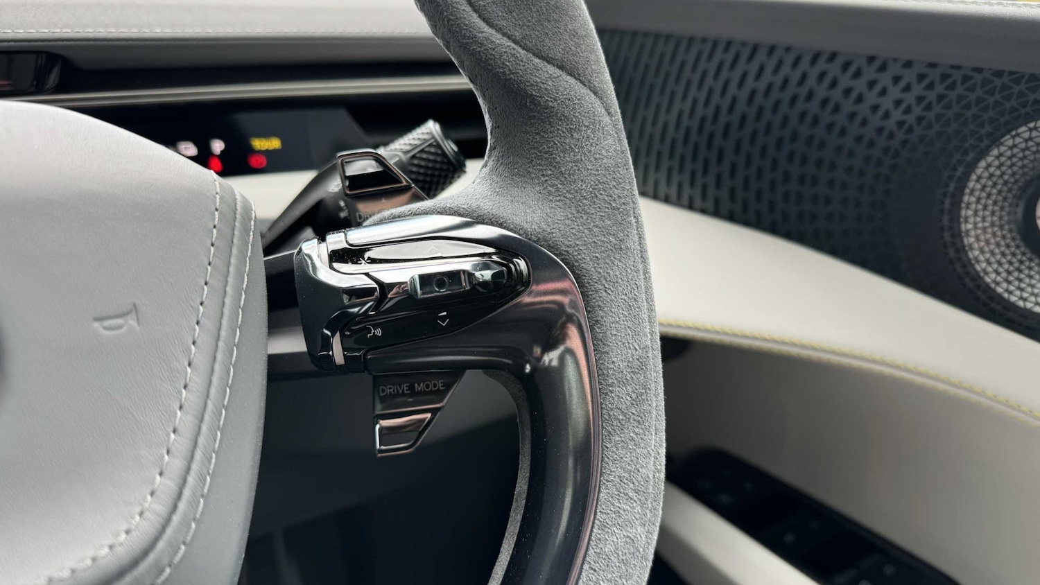 Used Lotus Emeya 2025 for sale - 75981223: Photo 25