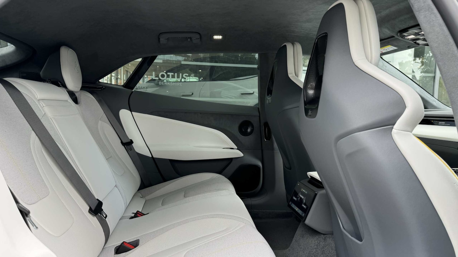 Used Lotus Emeya 2025 for sale - 75981223: Photo 29