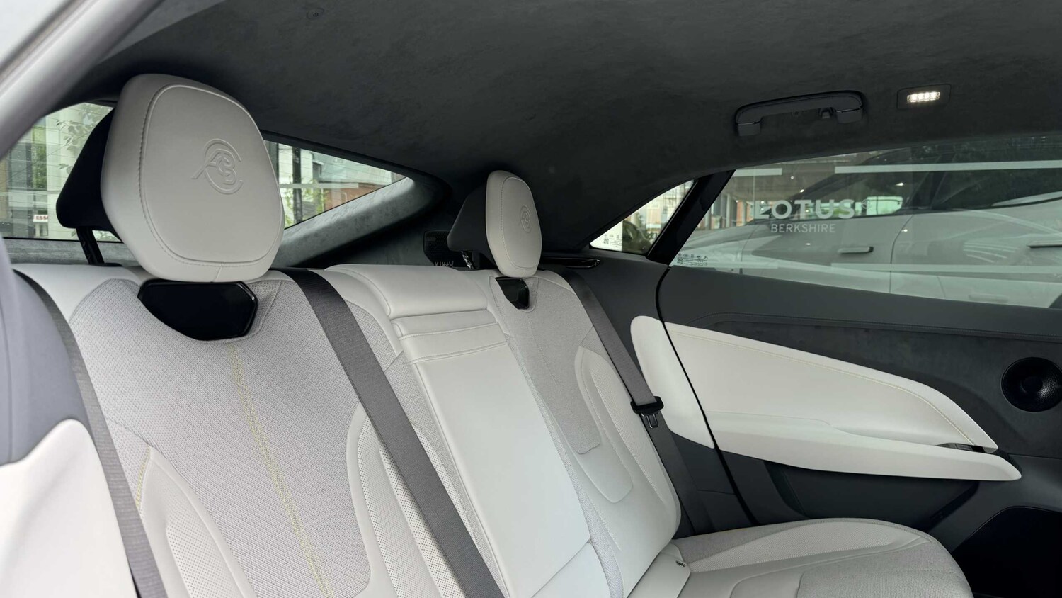 Used Lotus Emeya 2025 for sale - 75981223: Photo 30