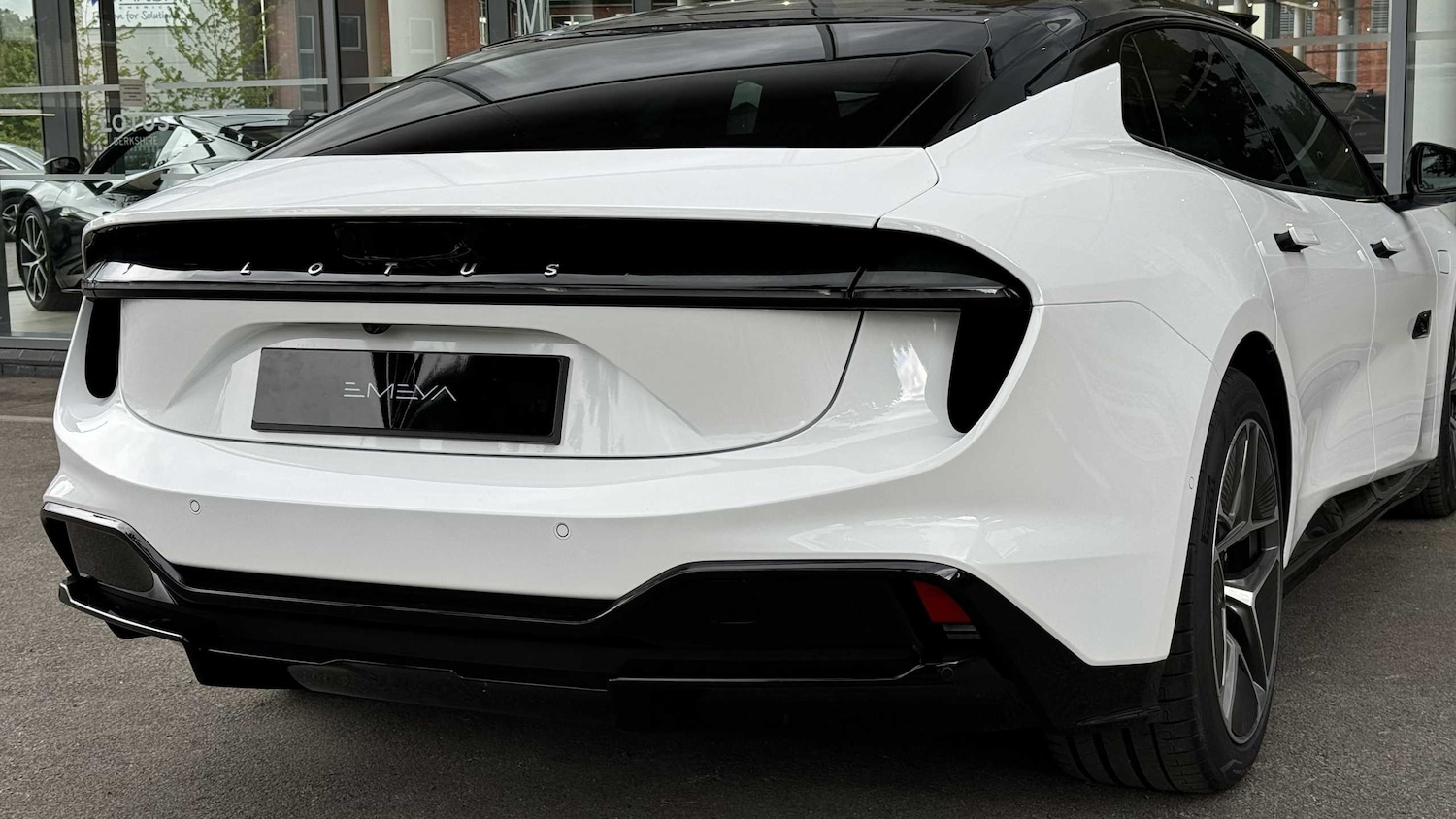 Used Lotus Emeya 2025 for sale - 75981223: Photo 35