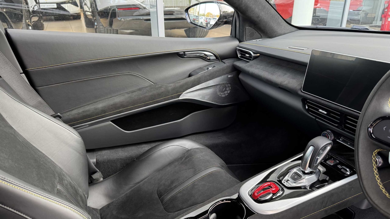Used Lotus Emira 2025 for sale - 76362667: Photo 17
