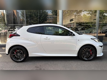Used Toyota Yaris 2021 for sale - 79148003: Photo