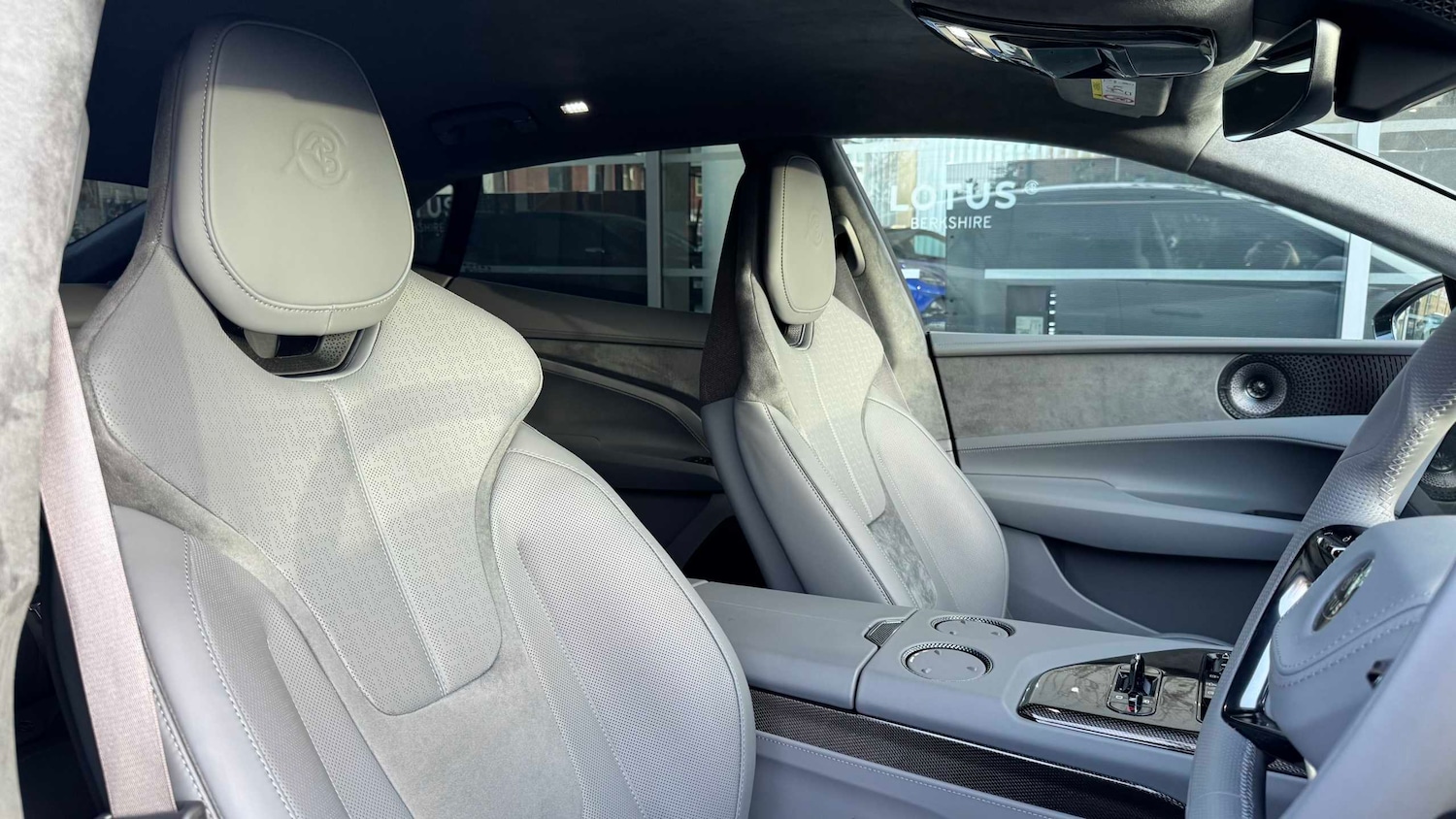Used Lotus Emeya 2025 for sale - 77772267: Photo 13