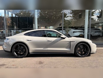 Used Porsche Taycan 2020 for sale - 79455398: Photo