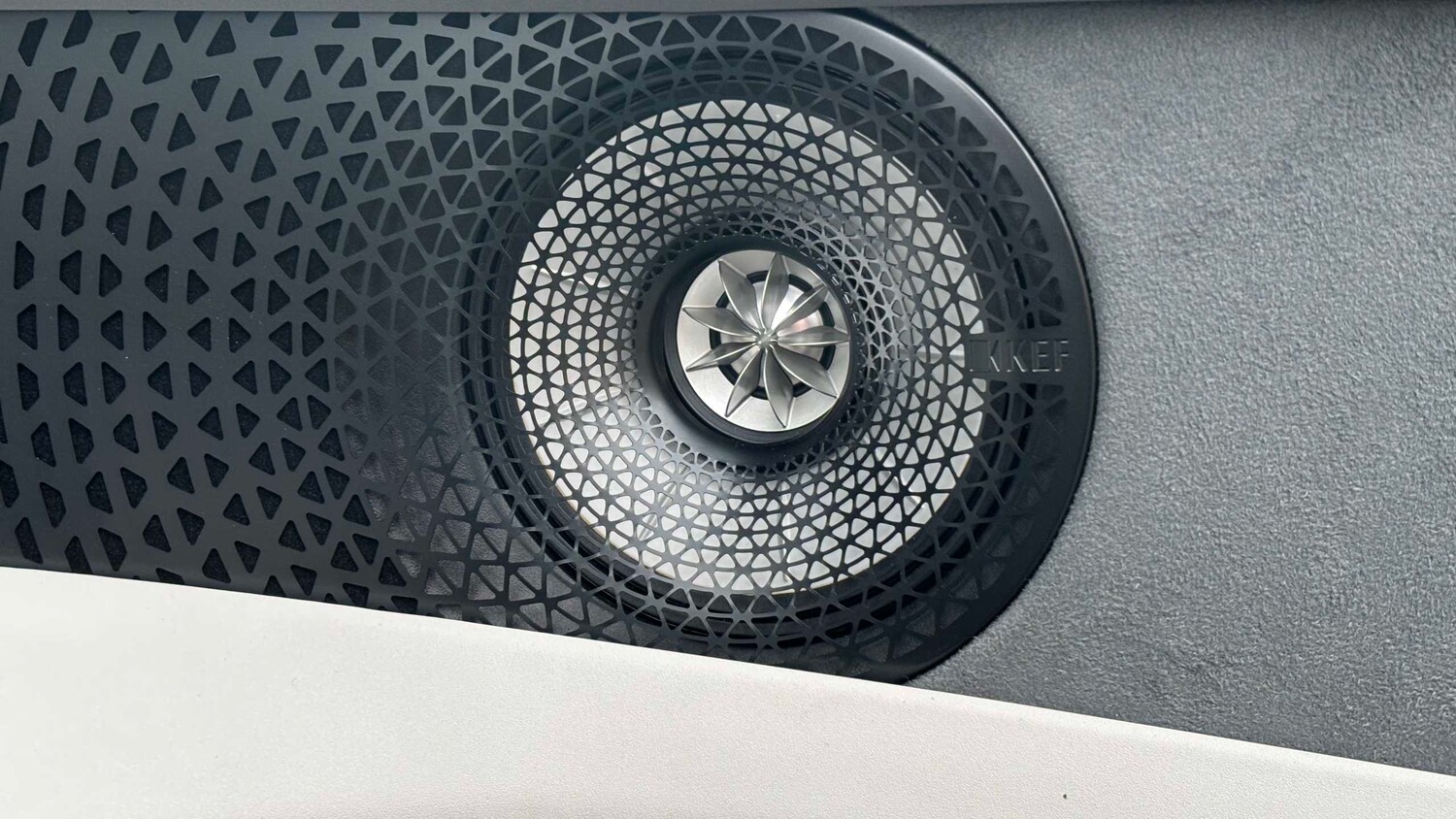 Used Lotus Emeya 2025 for sale - 78209306: Photo 20