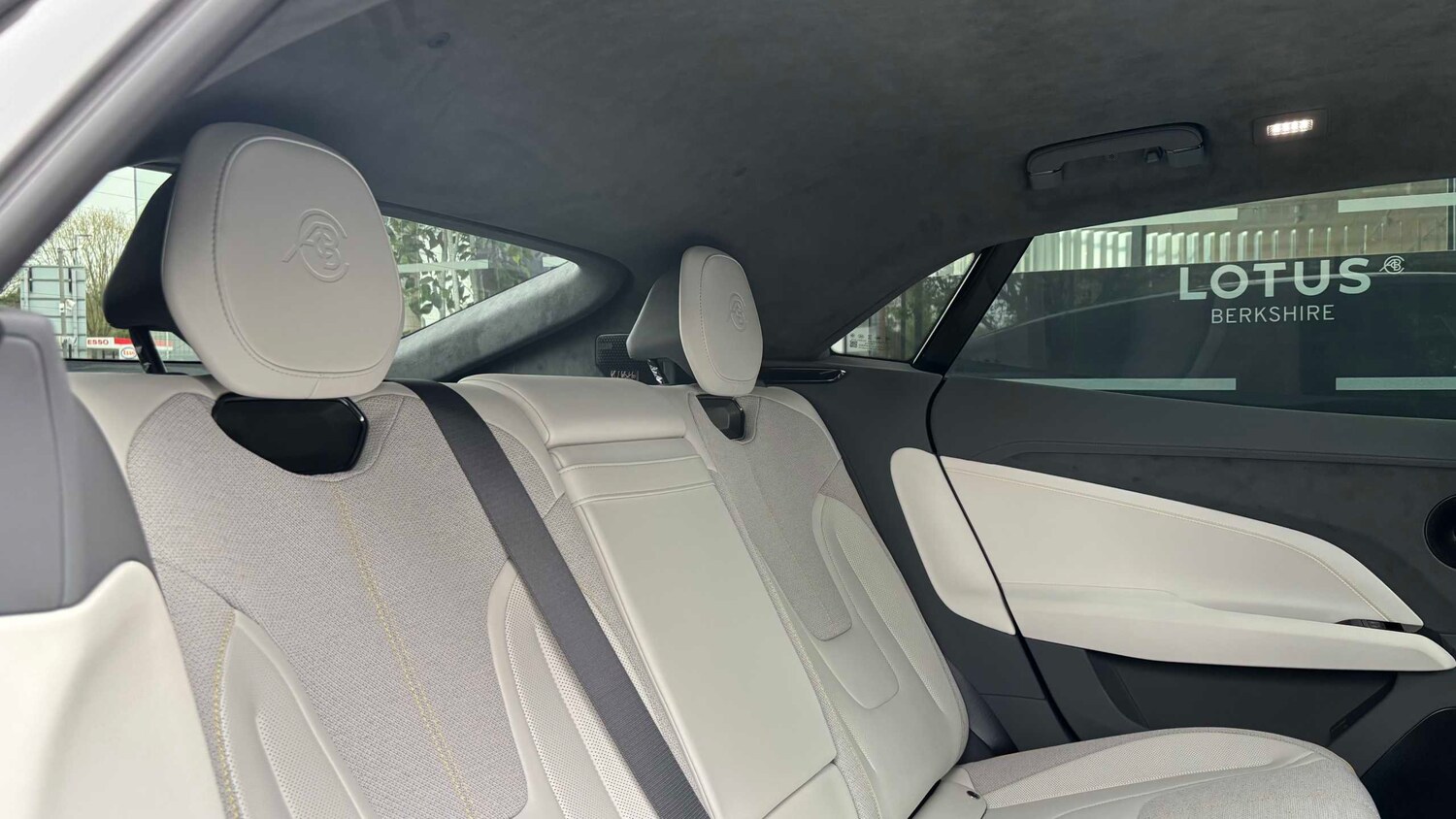 Used Lotus Emeya 2025 for sale - 78209306: Photo 28