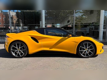 Used Lotus Emira 2024 for sale - 79096058: Photo