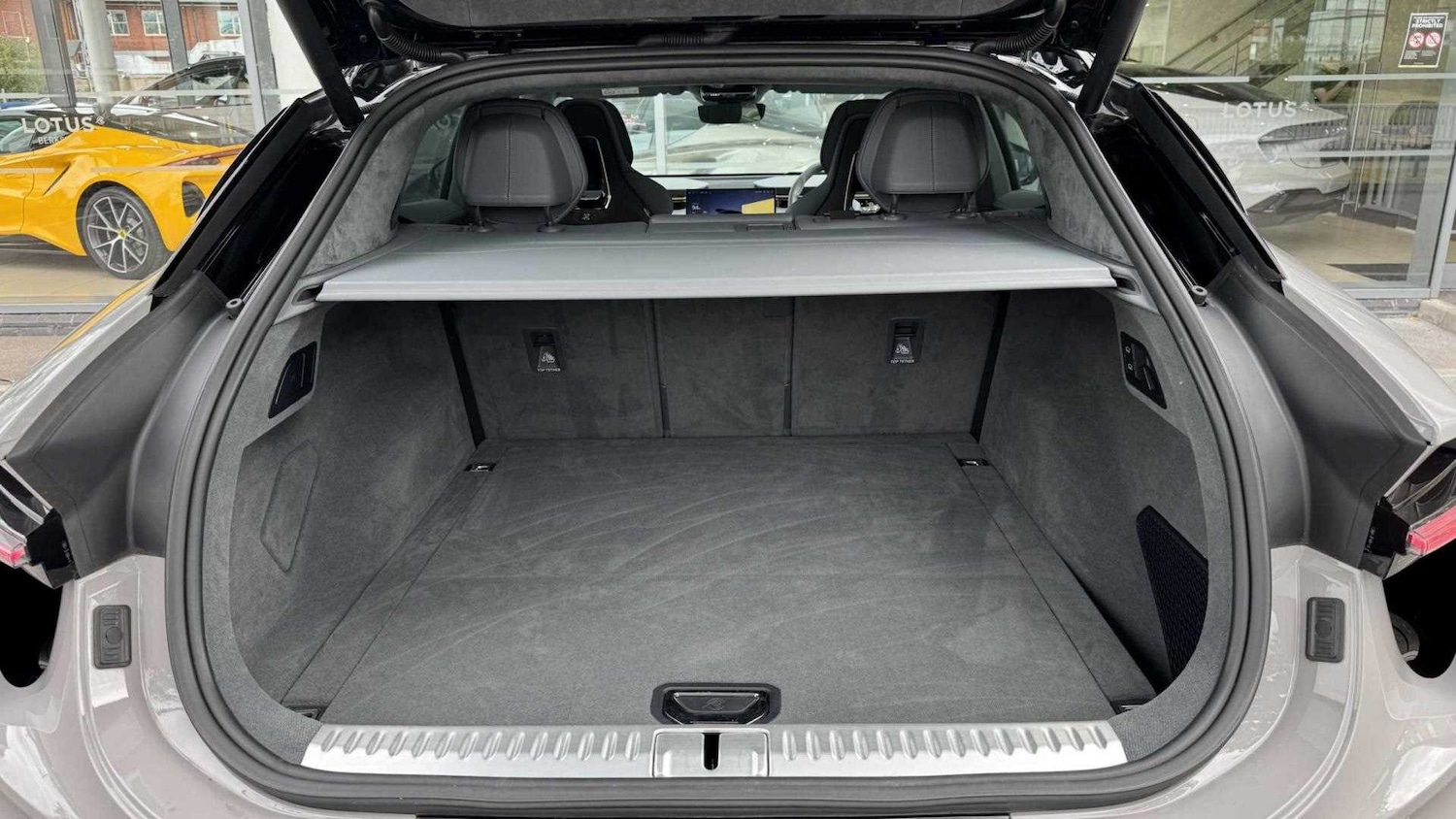 Used Lotus Eletre 2024 for sale - 77270143: Photo 31