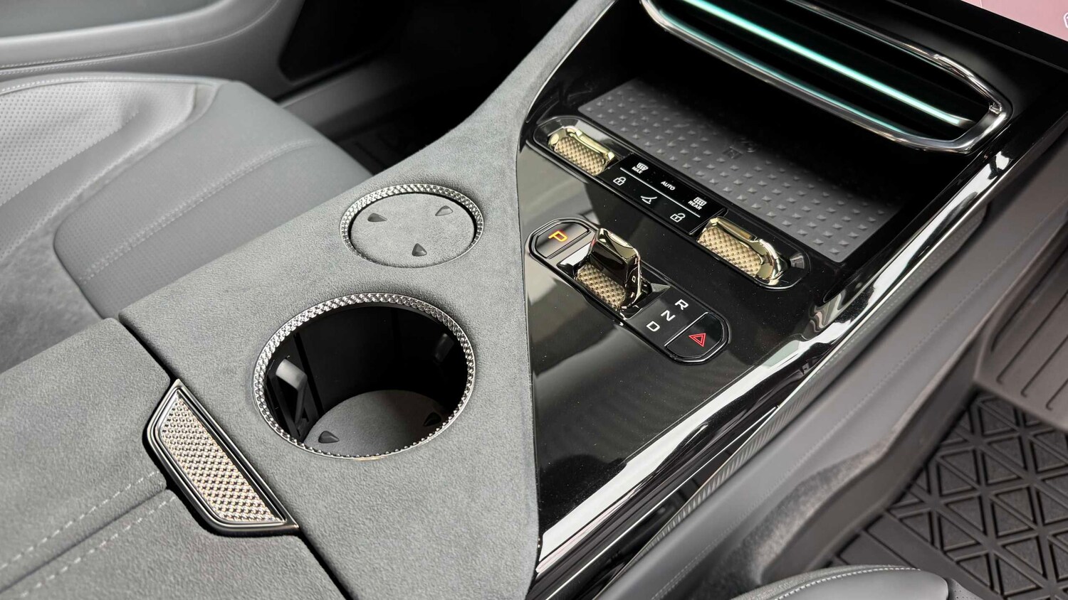 Used Lotus Eletre 2025 for sale - 78209048: Photo 17