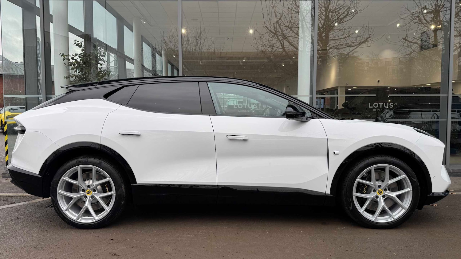 Used Lotus Eletre 2025 for sale - 78209048: Photo 2